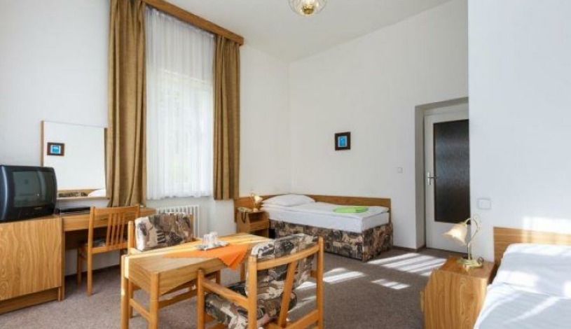 Lázeňský dům Mánes Konstantinovy Lázně